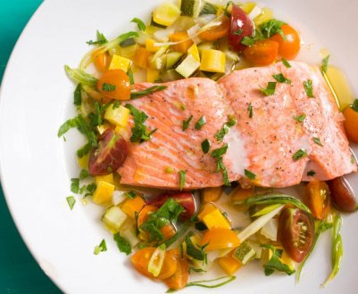 Приготування соковитої горбуші з овочами