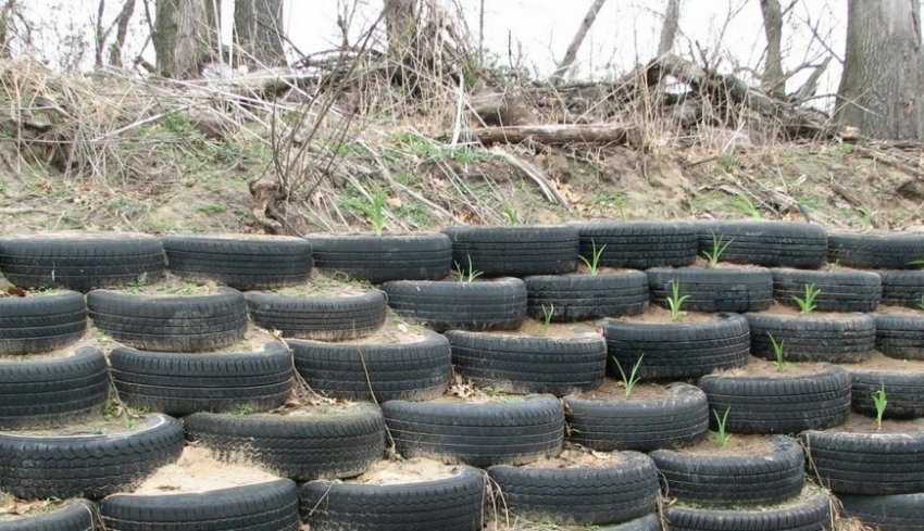 Зміцнення з автомобільних шин Зміцнення з автомобільних шин