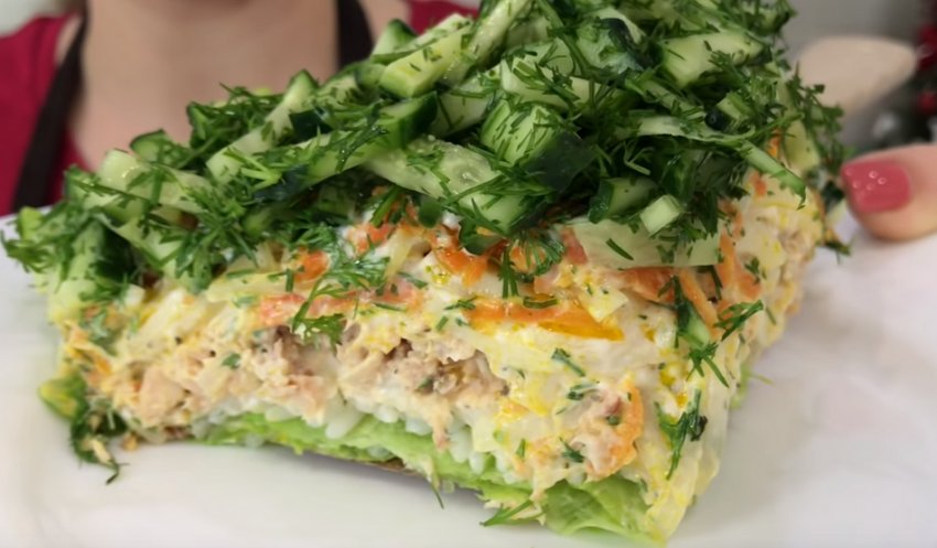 Салат із горбушею та рисом Салат із горбушею та рисом