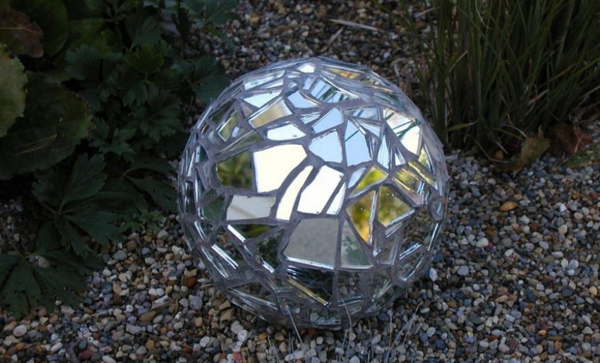 Садові фігури з дзеркальною поверхнею Садові фігури з дзеркальною поверхнею