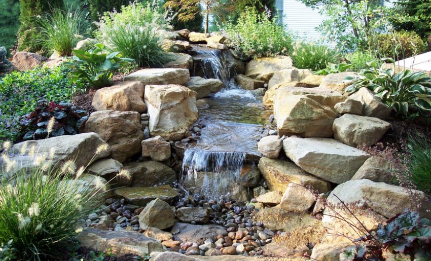 Альпінарій-водоспад Альпінарій-водоспад