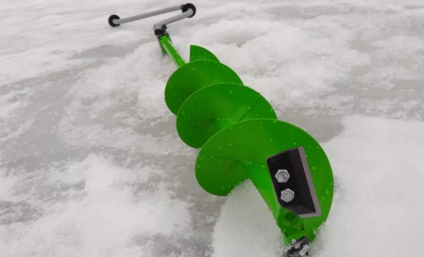 Чем бурят лед на рыбалке