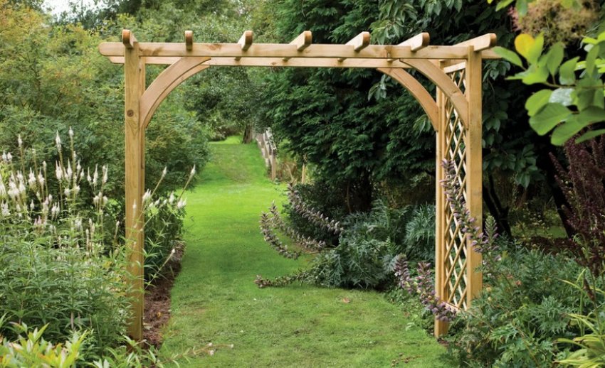 Пергола в саду