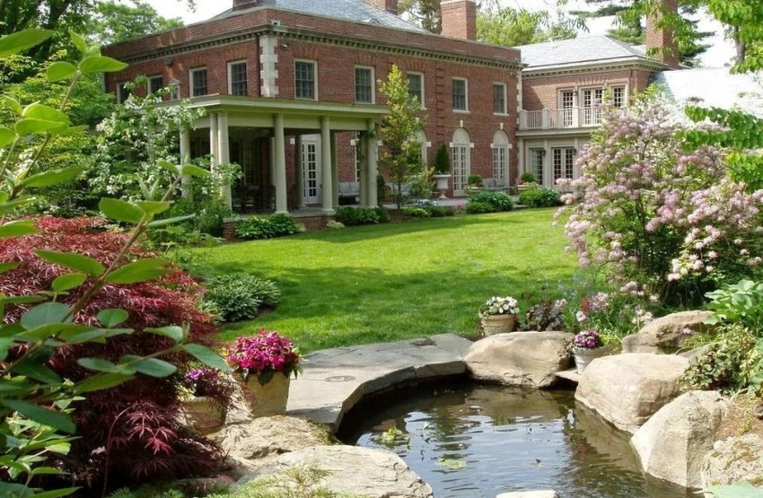 Дизайн ділянки у пейзажному стилі