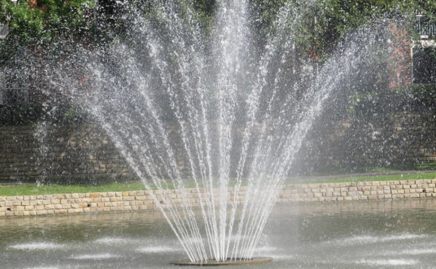 Фонтан-розпилювач Фонтан-розпилювач