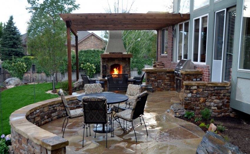 Зона відпочинку на ділянці Зона відпочинку на ділянці