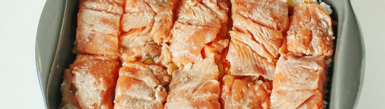Як приготувати горбушу з рисом у духовці