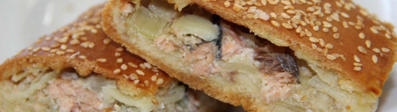 Приготування пирогів з горбушею та картоплею