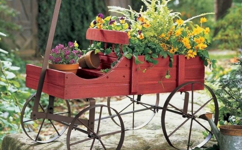 Середньогабаритна телега