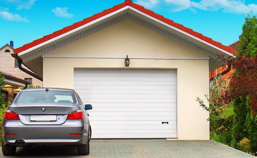 Гараж з заїздом з вулиці Гараж з заїздом з вулиці