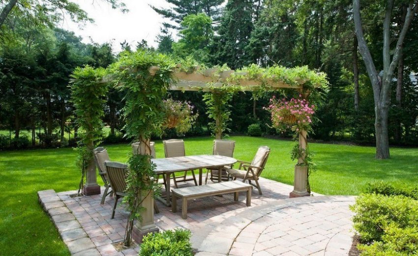 Пергола в ландшафтному дизайні Пергола в ландшафтному дизайні