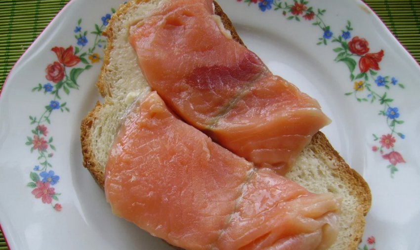 Горбуша солона під сьомгу Горбуша солона під сьомгу