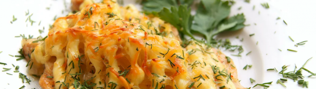 Як приготувати горбушу під сиром