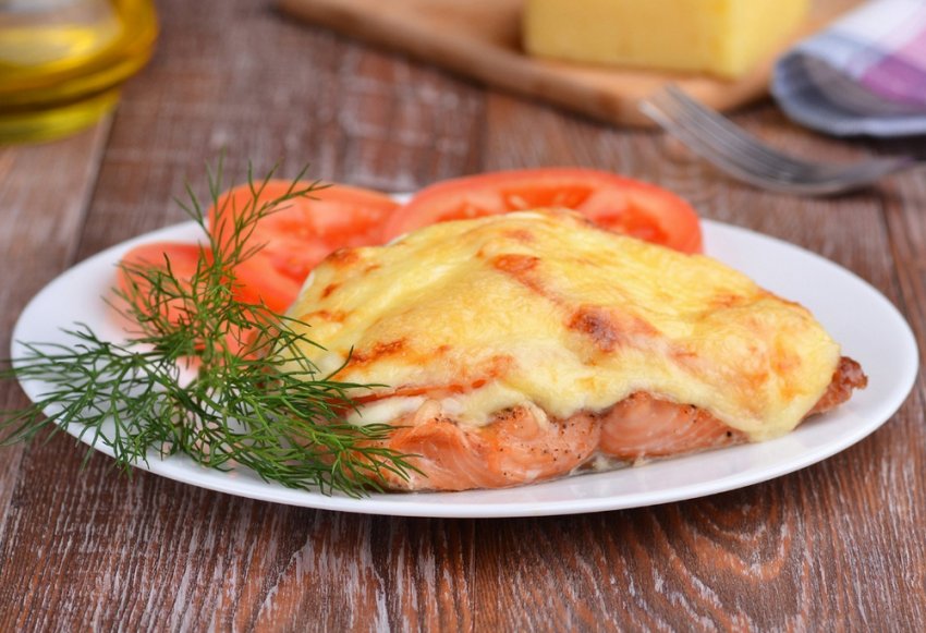 Горбуша під сиром
