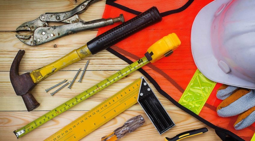 Інструменти для виготовлення альтанок