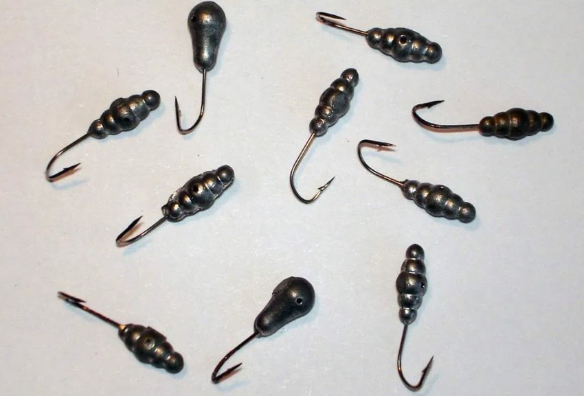 Блешня німфа зі свинцевої смуги