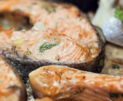 Як смачно приготувати стейки кети в духовці