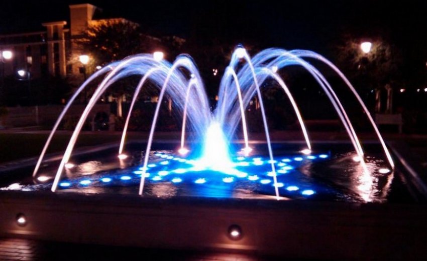 Фонтан рибій хвіст