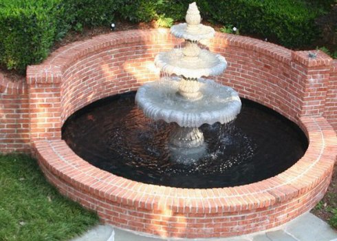 Причини забруднення фонтана та методи їх усунення