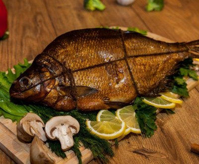 Як закоптити ляща в коптильні: рецепти гарячого та холодного копчення