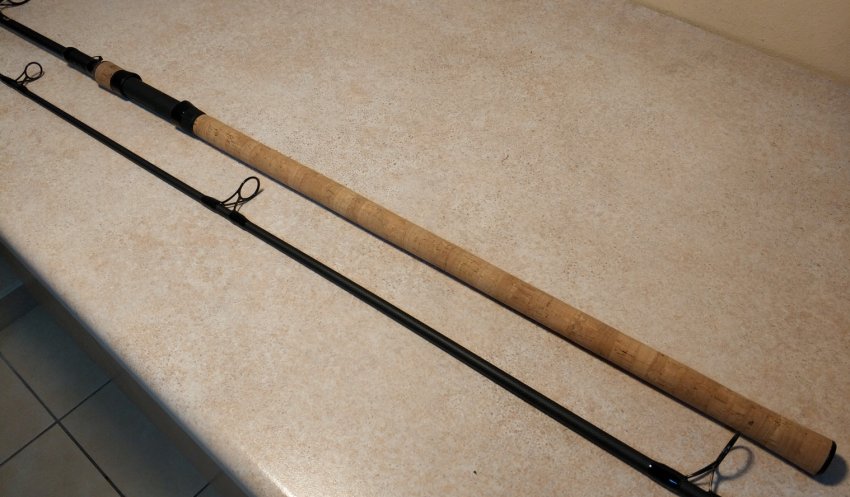 Вудилище з пресованої коркової крихти