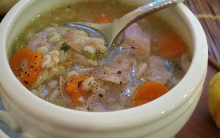 Уха з рисом Уха з рисом