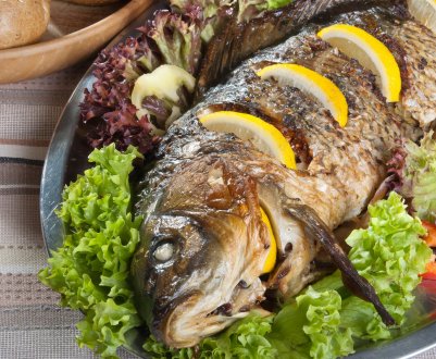 Як приготувати фаршированого сазана в духовці