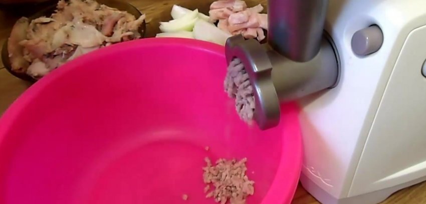 Как сделать котлеты из карася без костей. Смотреть фото Как сделать котлеты из карася без костей. Смотреть картинку Как сделать котлеты из карася без костей. Картинка про Как сделать котлеты из карася без костей. Фото Как сделать котлеты из карася без костей