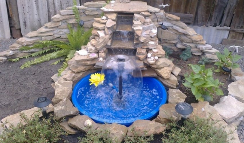 Фонтан на приусадебном участке. Садовые фонтаны для дачи своими руками. Как сделать фонтан своими руками на даче. Дачный фонтан «каскад малый». Украшаем огород.