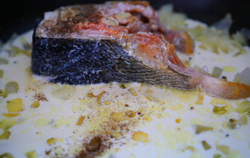 Кета в молоці з прованськими травами Кета в молоці з прованськими травами