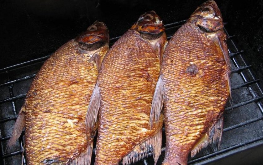Карась гарячого копчення Карась гарячого копчення