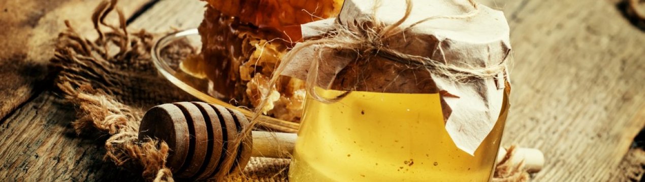 Німецький бджоляр розлив мед, забруднений гліфосатом, у Міністерство сільського господарства