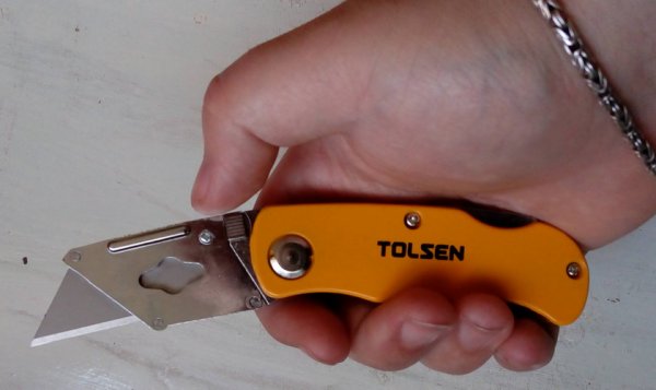 Укладка искусственного газона: как правильно уложить на землю своими ...