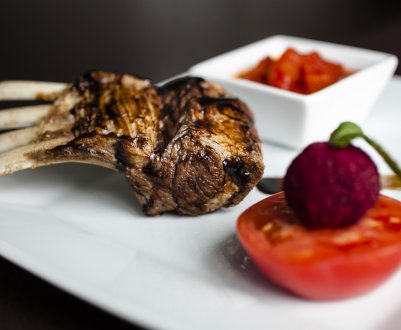 У чому найкраще маринувати баранину: 3 смачних способи