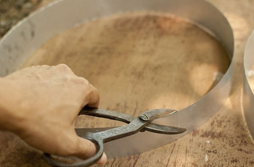 Форма з металу