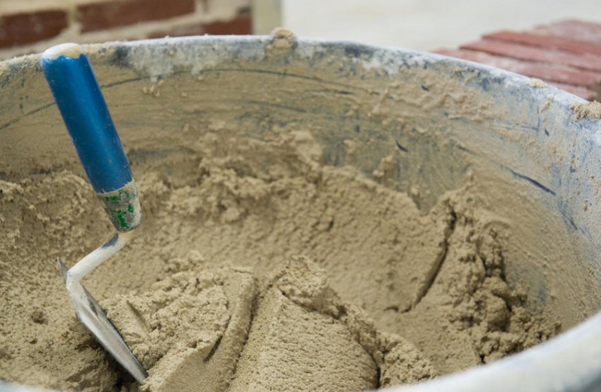 Цемент и песок