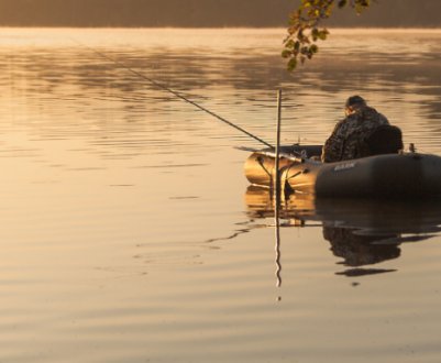 Вибір снасті і техніка лову сазана з човна на течії