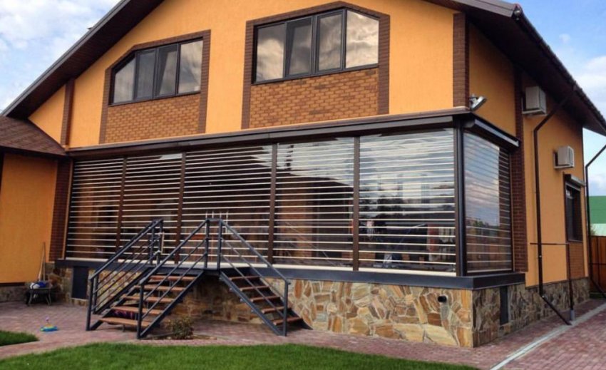 Рольштори з полікарбонату Рольштори з полікарбонату