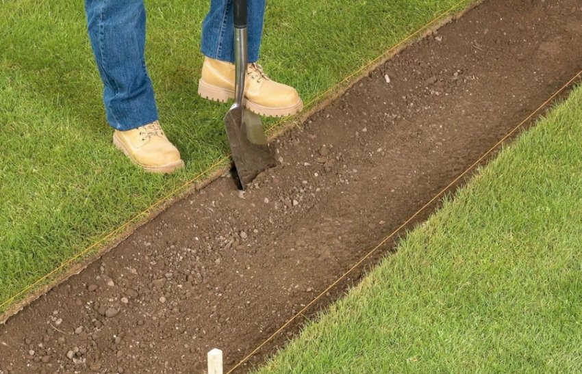 Котлован для доріжки Котлован для доріжки