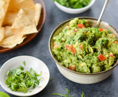 Ситний гуакамоле з кіноа для корисного сніданку
