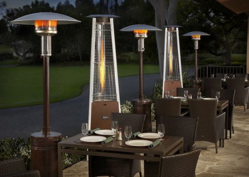 Как выбрать уличный обогреватель для летней террасы или веранды