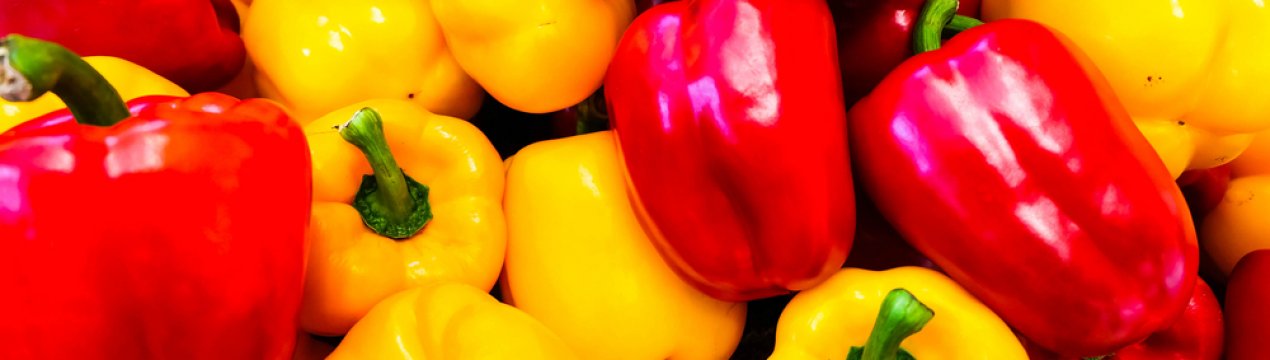 В Іспанії створили упаковку, яка значно збільшує термін зберігання помідорів і перцю