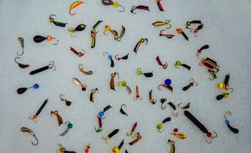 Мормишки різних кольорів Мормишки різних кольорів