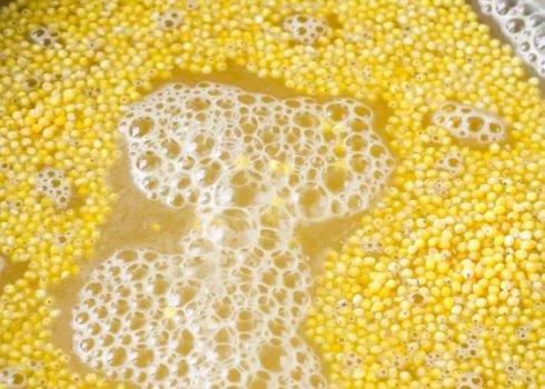 Як приготувати підгодовування для карася з пшона