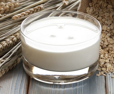 Чим корисне вівсяне молоко для організму людини