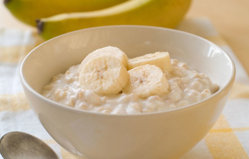 Вівсяна каша з бананом Вівсяна каша з бананом