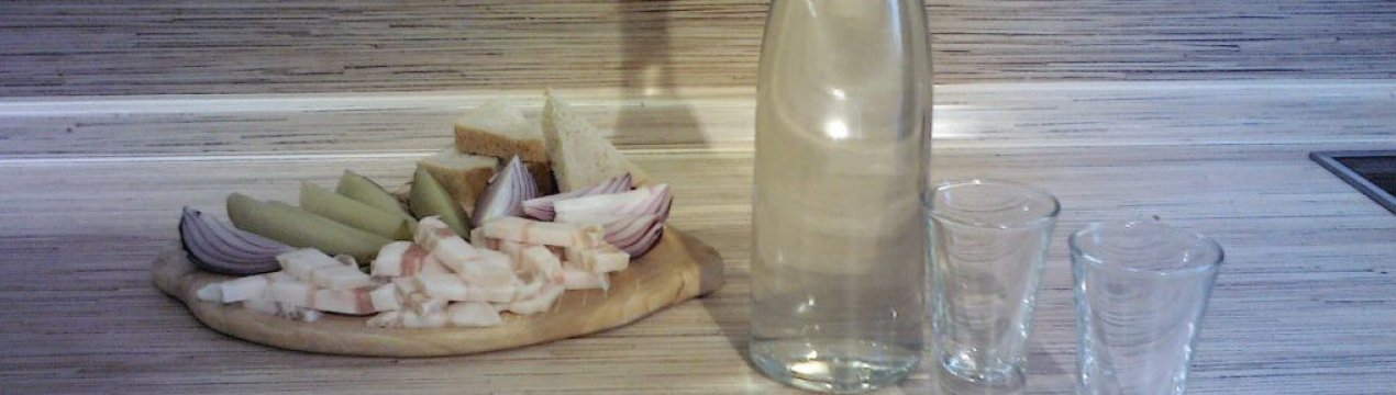 Як приготувати самогон із пшениці без дріжджів вдома