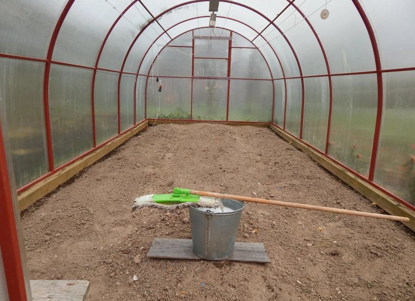 Підготовка теплиці до весни Підготовка теплиці до весни