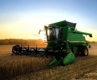 Компанія Agco стала першою, хто встановив керування джойстиком в комбайн