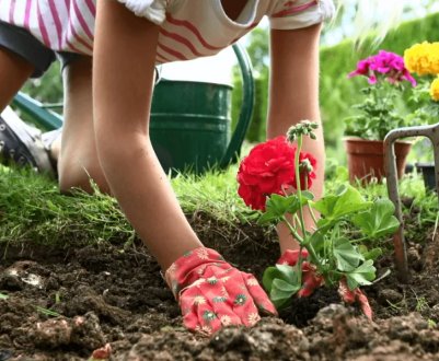 Як позбутися від втоми після робіт у городі